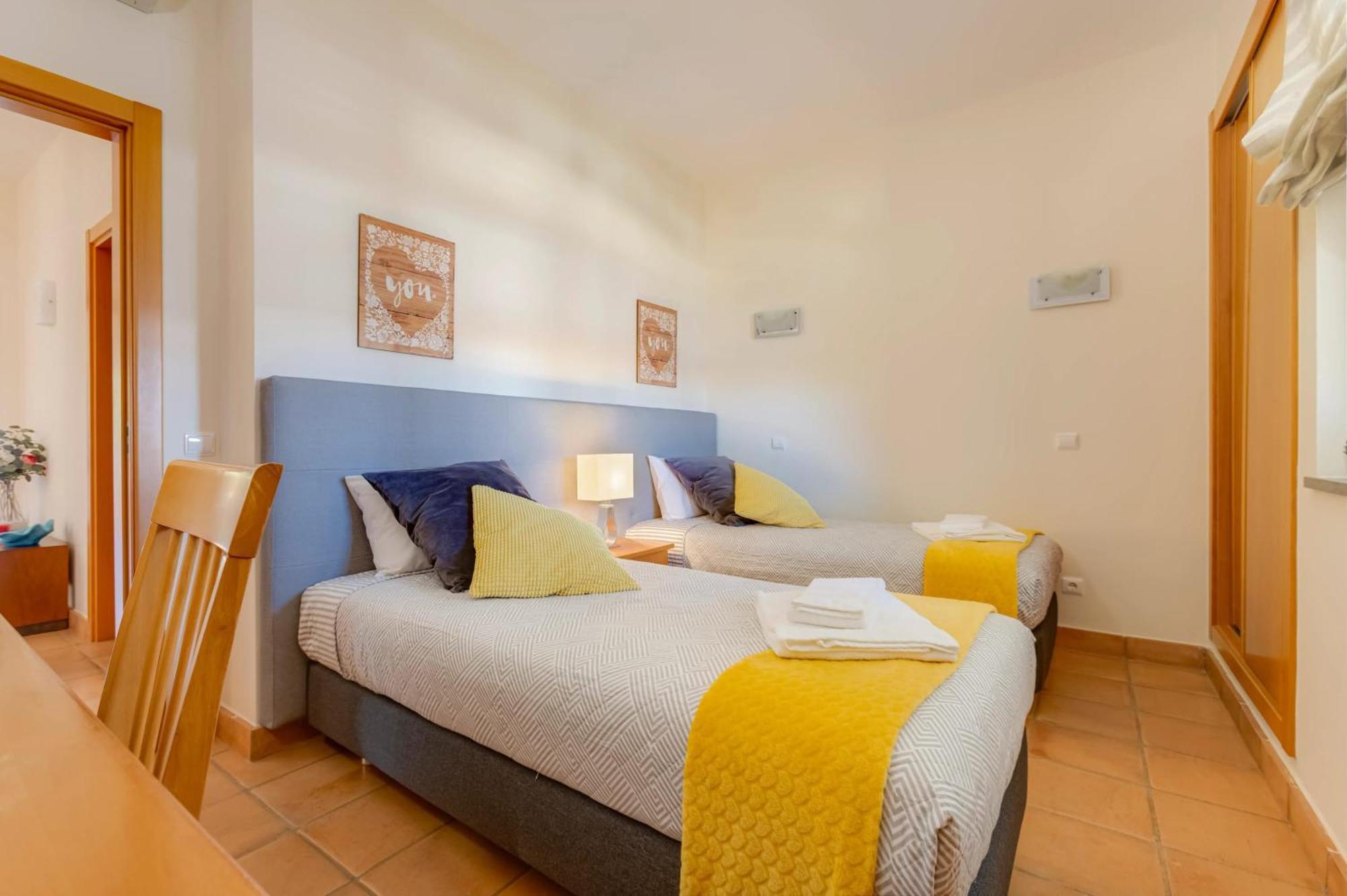 Elegant In With Pool Apartamento Lagos